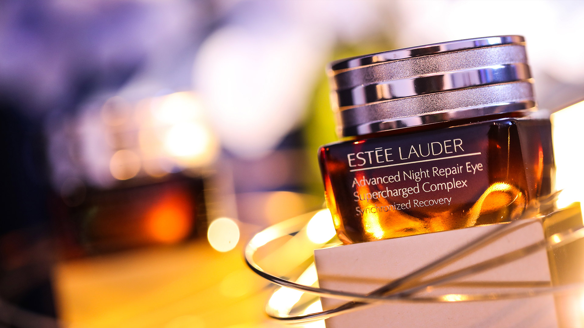 EsteeLauder雅詩蘭黛logo設計(jì)産品圖/